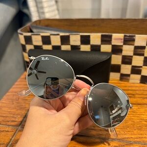 Ray-Ban Round Metal Sunglasses (Unisex)